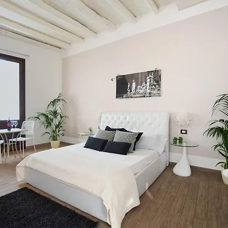 Iflat Dalla Zia Anna Palerme Extérieur photo